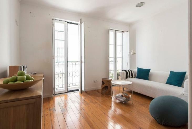 Cosy Alfama Lägenhet Lisboa Exteriör bild